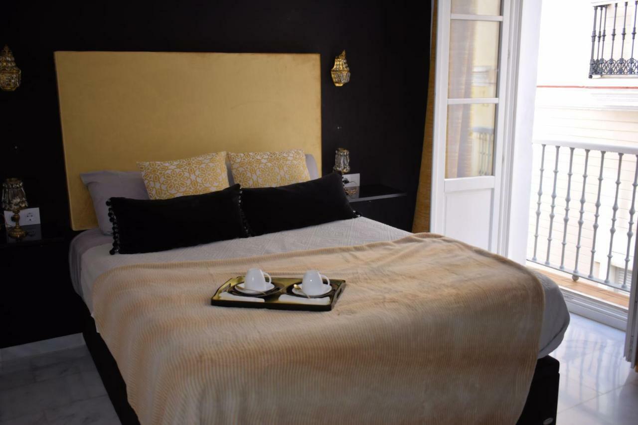 Apartamento Luxury Apartament Kadyks Zewnętrze zdjęcie